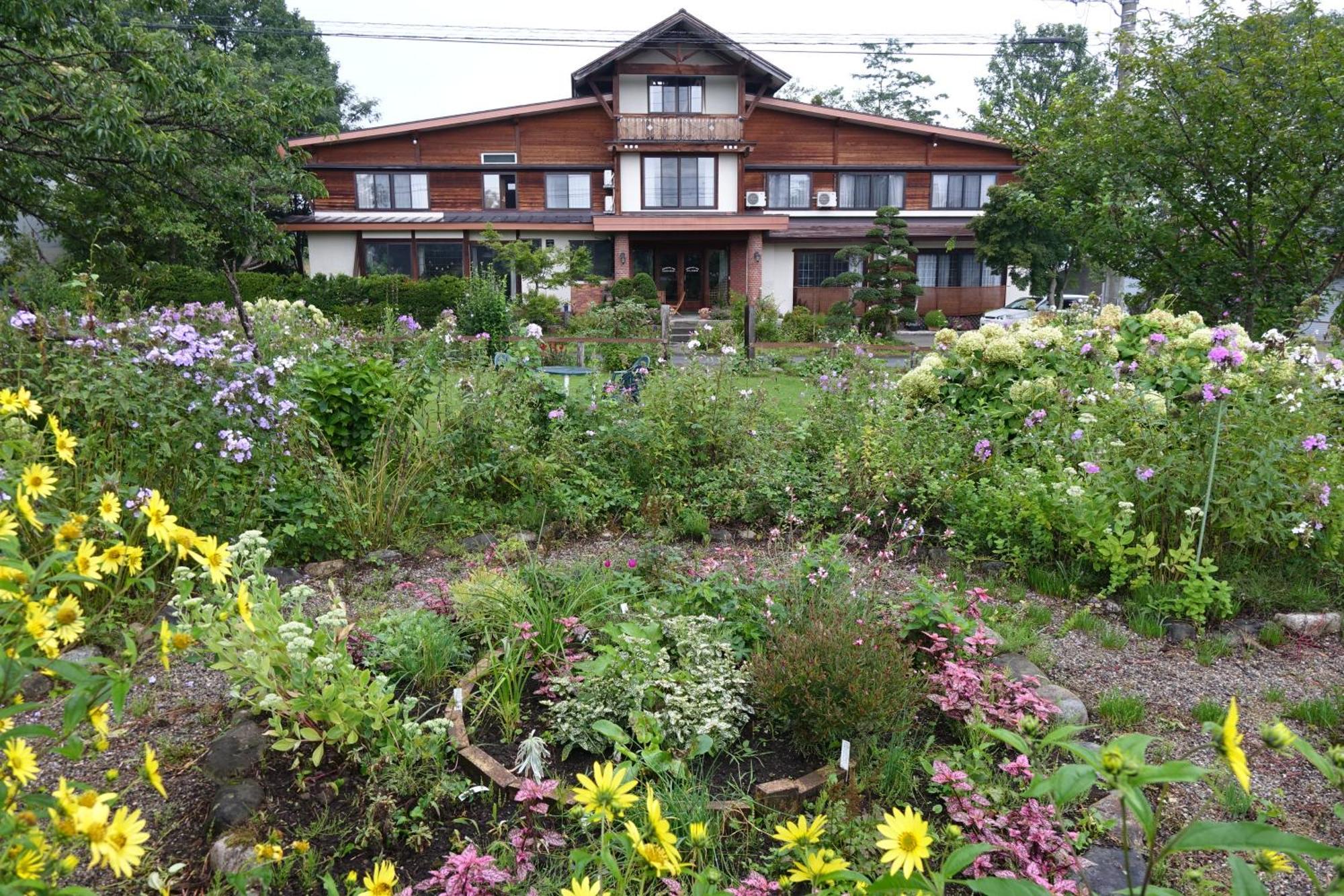 Country Inn Kashiwabara Hakuba Exterior foto